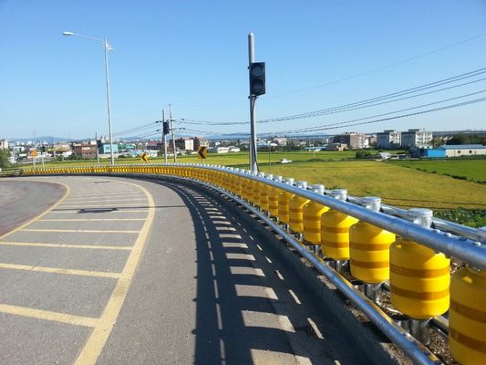 comprar International Level 4 Rolling Guardrail Barrier Including 85 MICRO Zinc Coating and Beam Variants 1 2 3 4 5pcs for Road Safety online manufacture