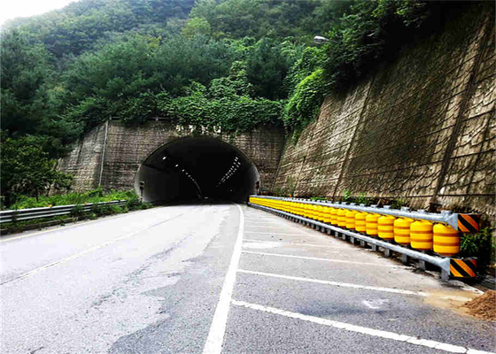 EVA Highway Safety Roller Barrier personalizada galvanizou a superfície