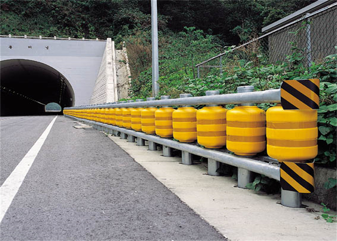 Absorção de alta energia vermelha amarela de EVA Filled Safety Roller Barrier e baixa reação 0